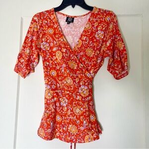 🍁Bobeau women’s wrap style top, orange with floral print, size Medium